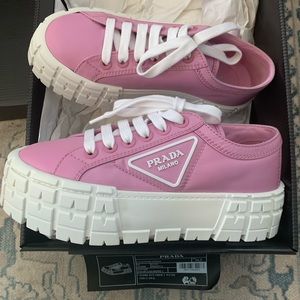 Prada pink shoes 35.5